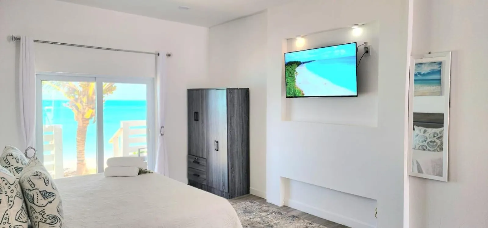 Great Exuma Luxury Suites Steventon